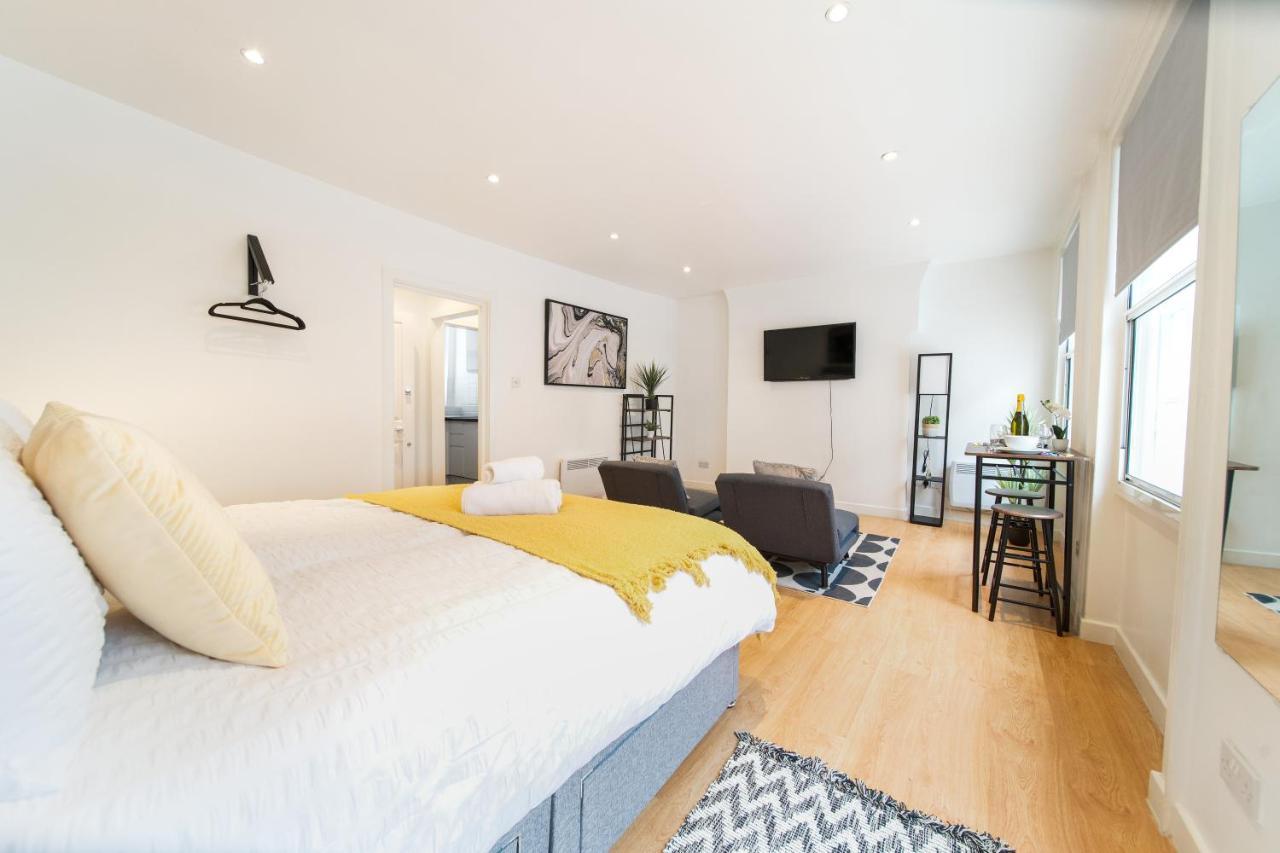 لندن Livestay-Fabulous One Bed Apartments On Covent Garden المظهر الخارجي الصورة