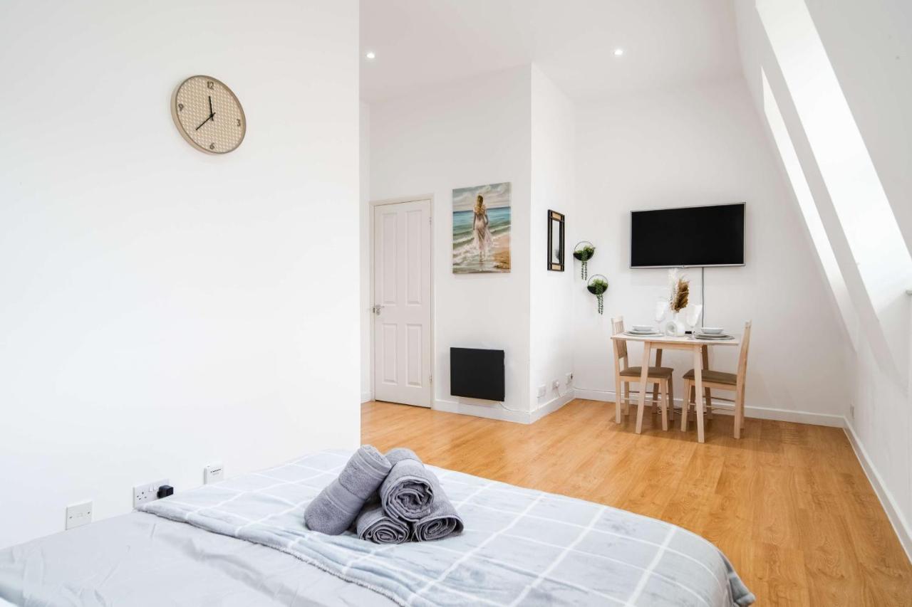 لندن Livestay-Fabulous One Bed Apartments On Covent Garden المظهر الخارجي الصورة
